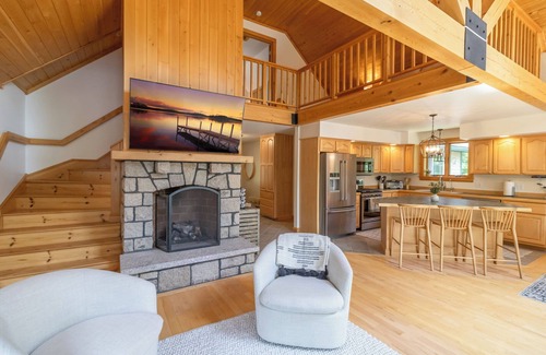 Hancock House | Ocean Front Home with Beautiful Views, Hot tub, Fire pit, Game room, Yoga Deck