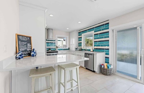 Crescent Beach House | Ocean Front in Crescent Beach