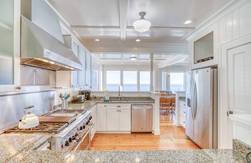 Lincoln Beach House | Ocean Front Luxury Home in Bella Beach, Steps From Beach, High End Amenities!