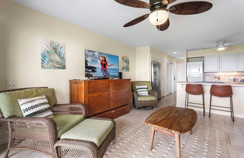 Kailua-Kona Condo | 🏖️Ocean Front | No Stairs | Upgraded | Concierge Included