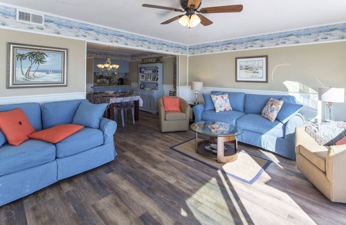 Savannah Beach House | Ocean Front With Room For the Family! Outdoor Shower! 4 BR 3.5 BA Sleeps 10