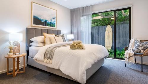 Ocean Grove Villa | Ocean Grove - Fireplace, Wineries, Cafes, Bars, Surf