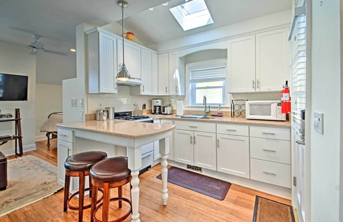 Ocean Grove Apartment | Ocean Grove Studio with A/C, 300 Feet to Beach!