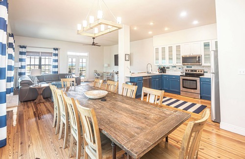 Fort Morgan House | Ocean Gulf front Luxury w/Community Pool - Relaxing Retreat, great family rental