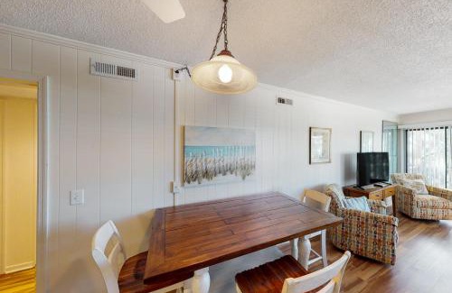 Ocean Isle Beach Apartment | Ocean Isle Retreat