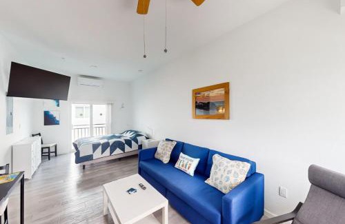 Marathon Hotel | Ocean Isles 50