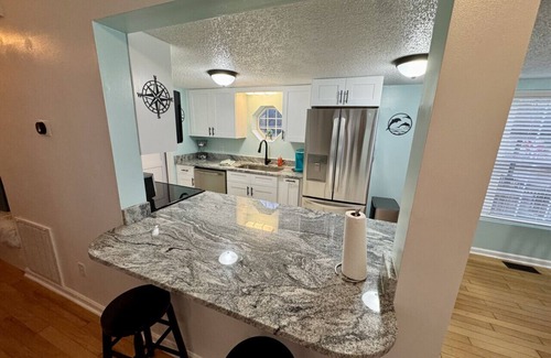 Surfside Beach Cottage | Ocean Lakes, Golf Cart, Pet Friendly 1648