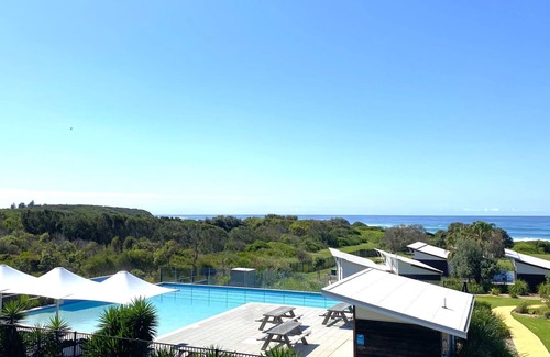 Caves Beach Villa | Ocean Mist at Caves Beach Villas