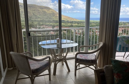 Makaha Condo | Ocean & Mountain View Studio in a Resort-Like Complex. Makaha Valley, West Oahu