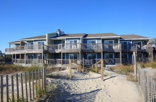 Duck Condo | Ocean Pines - 2BR/2BA - Direct Oceanfront Condo!