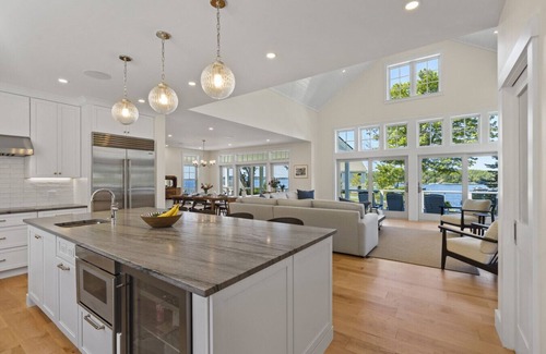 East Boothbay Apartment | Ocean Point Luxury on Shore Road