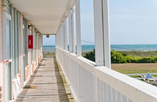 Atlantic Beach Condo | Ocean Sands 204A, Oceanside Condo in Atlantic Beach, NC!