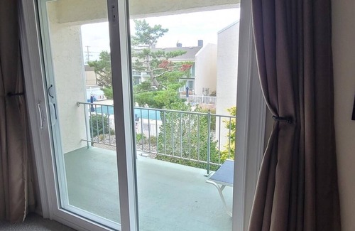 North Beach Haven Condo | Ocean Side Home in Ship Bottom. Beach Badges. Pool. WIFI 92468