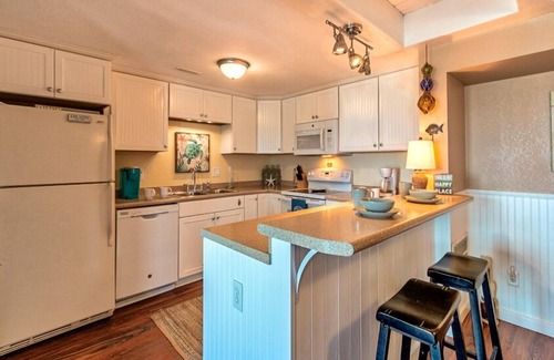 Duck Condo | Ocean & sunrise views from your private balcony, just 250' from the beach!