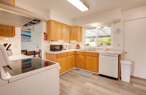 Brookings House | Ocean & Sunset Views: Brookings Home Near Town!