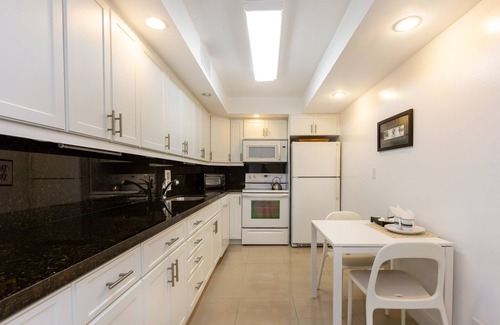 Hollywood South Central Beach Condo | Ocean View 1 Bedroom Luxury Suite at The Tides Hollywood