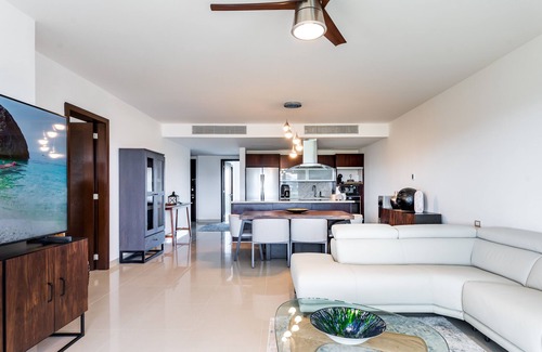 Puerto Juarez Apartment | Ocean View Apartment 2 bedroom 2 bath Beach Accesible