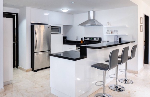 Luis Donaldo Colosio Condo | Ocean View Condo at The Elements by BRIC