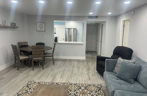 East Fort Lauderdale Condo | Ocean view in Fort Lauderdale Spacious 1-bedroom condo with pool and fitness rm