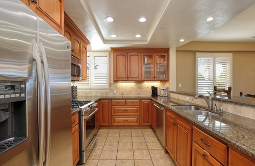 Downtown Condo | Ocean-View Luxury at Valentina Suites - Suite 201