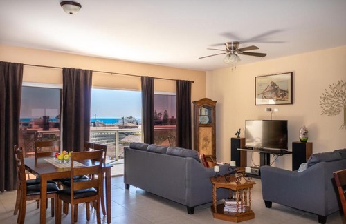 Las Conchas Apartment | Ocean View Premium Condo