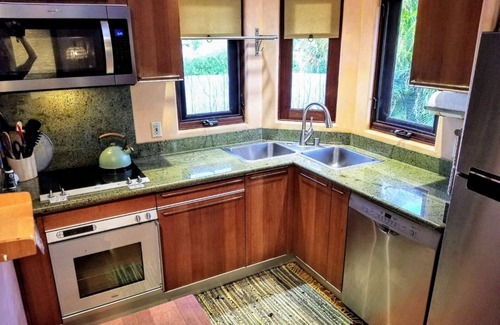 Hanalei House | Ocean view Steps to Beach TVNC#5087