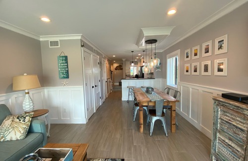 Crescent Beach Condo | Ocean view Townhouse 2 Bedroom 2 1/2 Bath Summerhouse Condo- 111