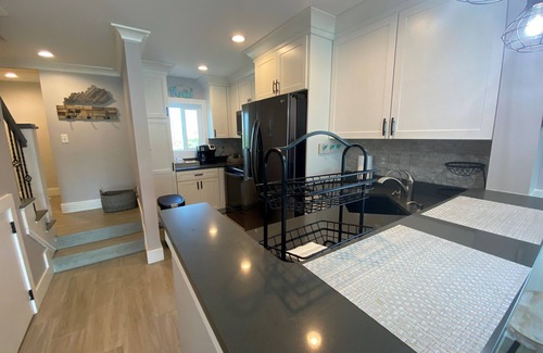 Crescent Beach Condo | Ocean view Townhouse 2 Bedroom 2 1/2 Bath Summerhouse Condo- 111