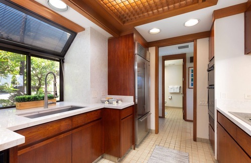 Kamuela Condo | Ocean Views - G201 - Steps From The Beach!