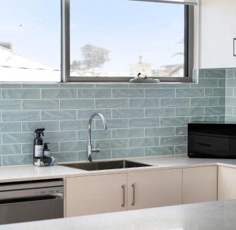 Christies Beach House | Ocean Views on Grundy I New Home I Family Friendly