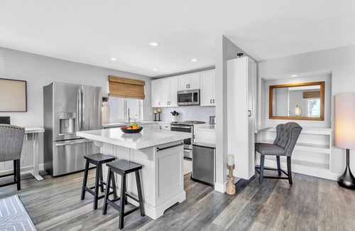 La Jolla Condo | Ocean Views & Sounds - Bird Rock - La Jolla