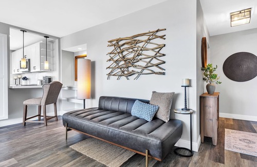 La Jolla Condo | Ocean Views & Sounds - Bird Rock - La Jolla