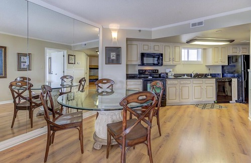 Wrightsville Beach Condo | Ocean Views, Balcony, Pool, STEPS to Beach Restaurants Shops