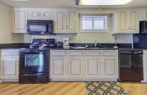Wrightsville Beach Condo | Ocean Views, Balcony, Pool, STEPS to Beach Restaurants Shops