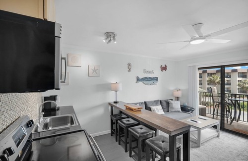Folly Field Condo | Ocean Villa A205 - Romantic Beachfront Getaway