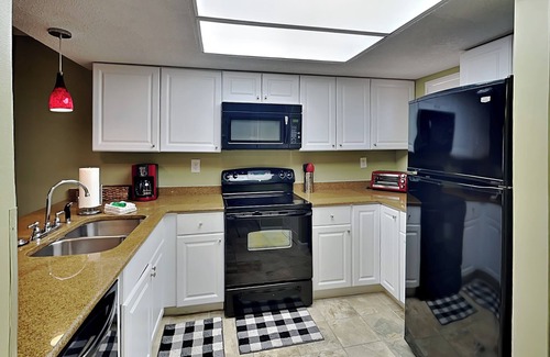 Butler Beach Condo | Ocean Village Club K12 | Ground-Floor Condo with Patio, Beach Access, Community