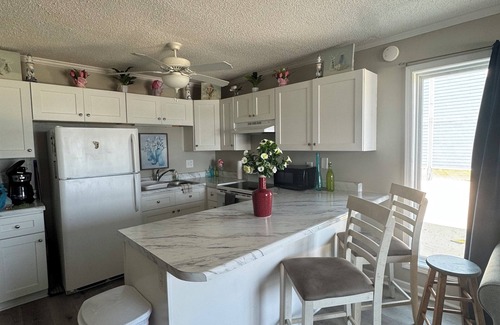 Sneads Ferry Condo | Oceanfront 1BR Condo – First Floor, Sleeps 4, Unbeatable Views & Location!