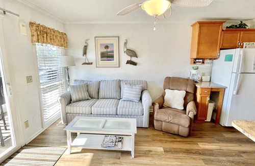 Isle of Palms Condo | Oceanfront 1st Floor Condo! Community Pool & Fishing Pier! In the Heart of IOP!