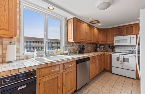 Old Orchard Beach House | Oceanfront 4 bedroom home on Grand Beach!
