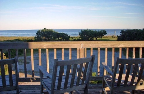 Wrightsville Beach Cottage | Oceanfront Beach House with Trailborn Surf & Sound pool & beach access.