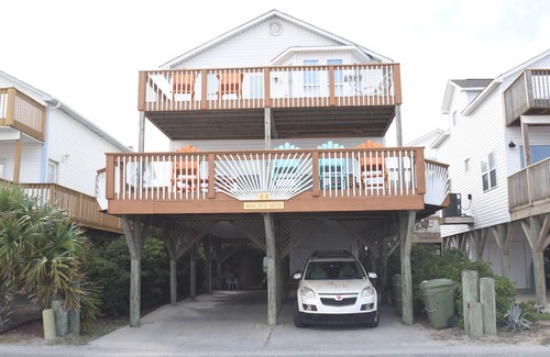Surfside Beach House | Oceanfront B8 (5br/3ba) in Ocean Lakes Campground