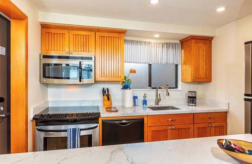 Maalaea Condo | Oceanfront Bliss Pool & Stunning Views Hono Kai C3