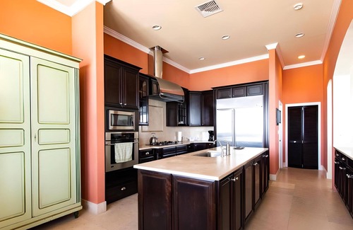 Downtown Nassau House | Oceanfront Bungalow Cable Beach House Bahamas - 4 Bedroomn