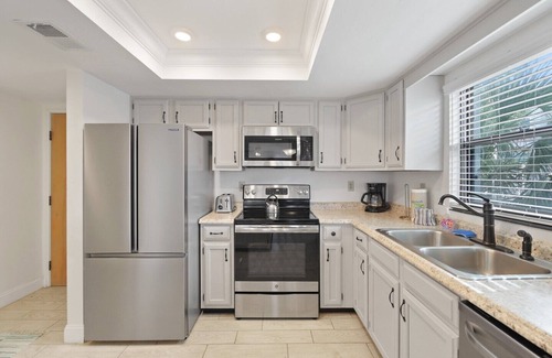 St. Augustine Beach Condo | Oceanfront condo with beautiful ocean view and screened patio- SO 4