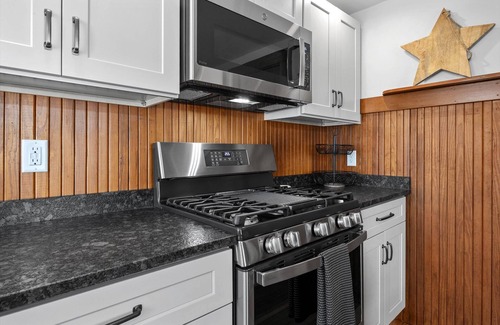 Scituate House | Oceanfront Coastal Retreat w/Beach Access, Deck, Views, Near Downtown Scituate!