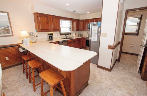 Duck House | OCEANFRONT, Community Pool, Ocean Views, Close to Beach Access, NP13-4, Summer Wind