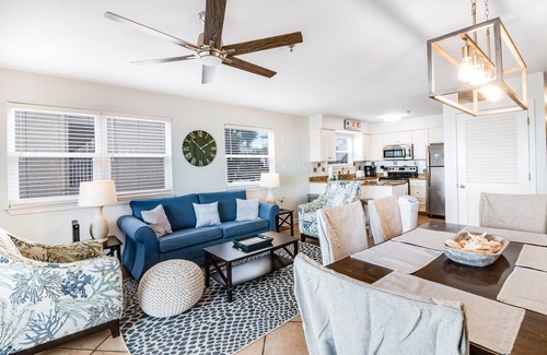 Seagrove Beach Condo | Oceanfront condo w/pool access, washer/dryer, central AC, and ocean view