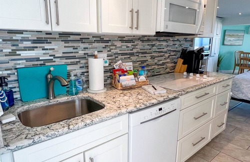 Wildwood Crest Condo | Oceanfront Condo | NEW Retro Design | Beach + Pool