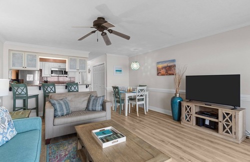 Wilmington Beach Condo | Oceanfront condo with an elevator and great outdoor pool