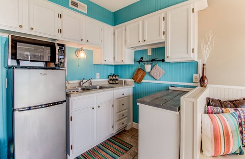 Carolina Beach Condo | Oceanfront condo: pool, free parking & elevator on the Carolina Beach Boardwalk!